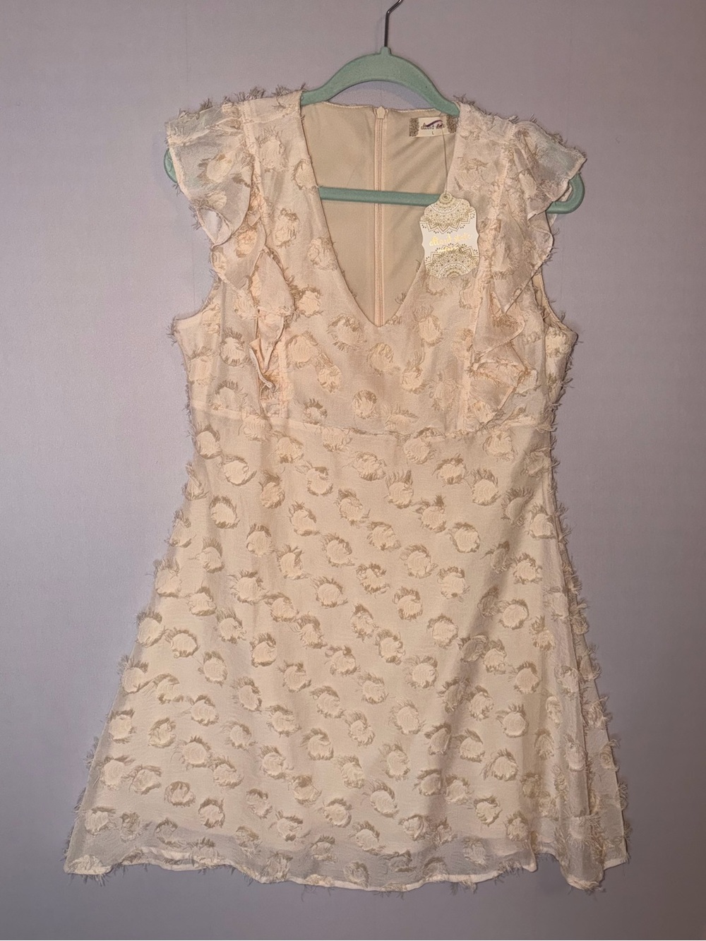 Altard State Women's Cream Ruffle V-Neck Dress NWT Size Large